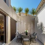 Schickes Und Modernes Maisonette Im Stadtzentrum By Interhome Ferienhaus *